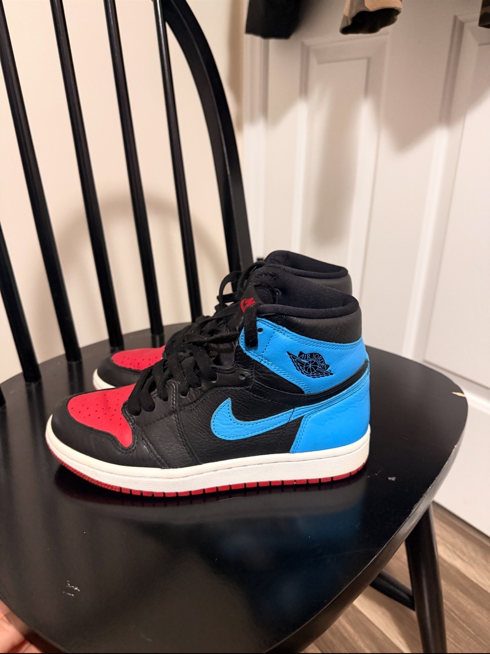Nike high top 1’s NC to CHI